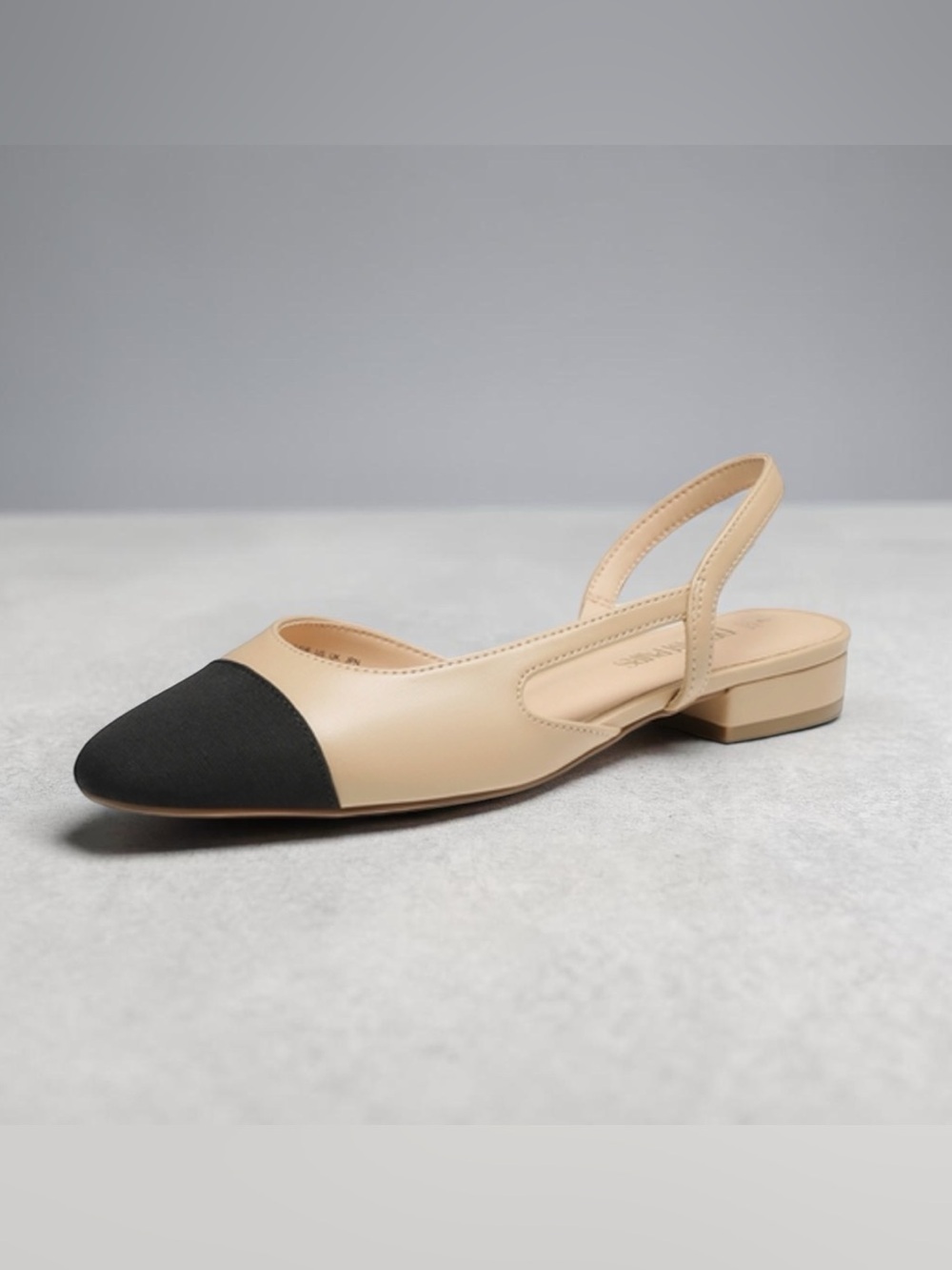 Dream Pairs Two-Tone Beige and Black Slingback Flats, size 6.5